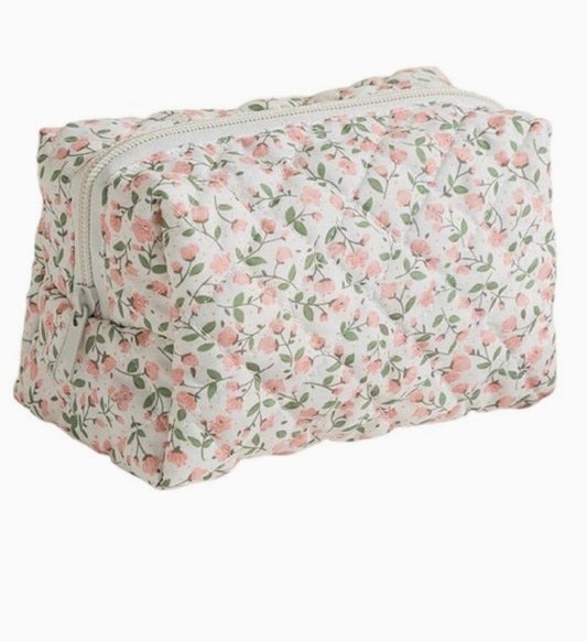 Ditsy quilted floral cosmetic bag